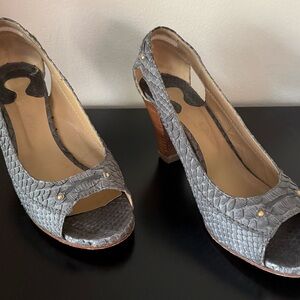 Chloe Gray Snakeskin Heels - EU41